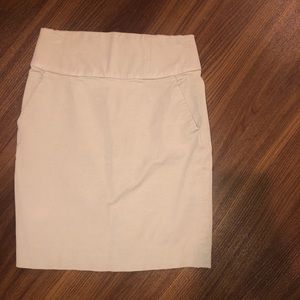 Banana Republic tan skirt
